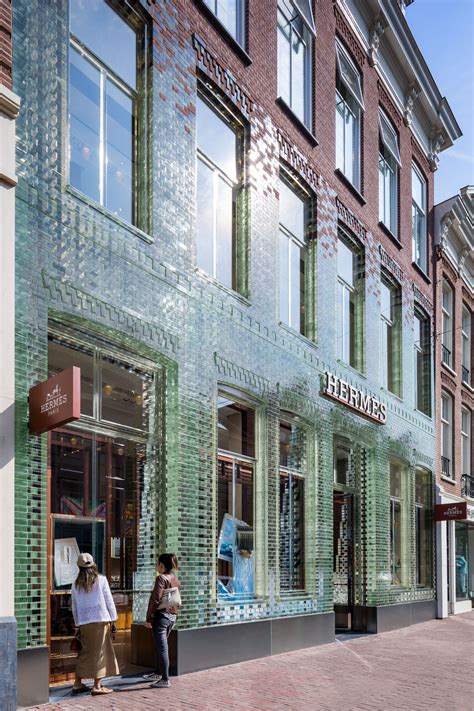 hermes hamburg van heckeren|NEW HERMÈS TRANSPARENT BOUTIQUE IN AMSTERDAM .